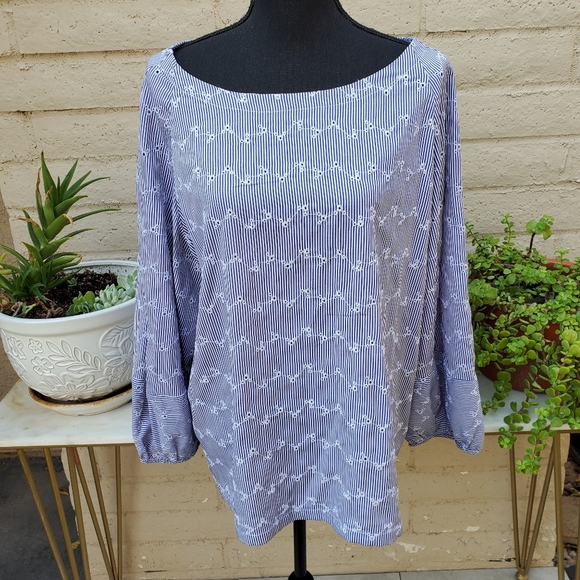 LOFT Blouse - Picture 1 of 7